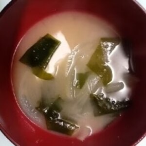 豆腐とわかめの基本の味噌汁♡簡単♡節約